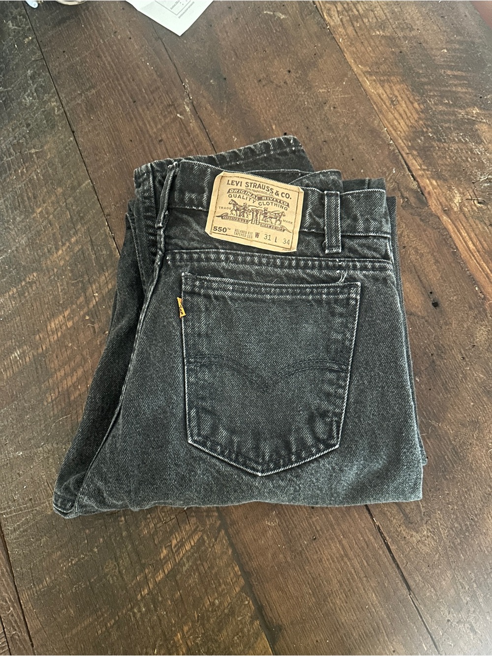 Vintage 90s Orange Tab 550 Levi’s